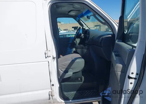 2007 Ford E-150 Commercial/Recreational z USA, uszkodzony, nr VIN 1FTNE14W17DA34219